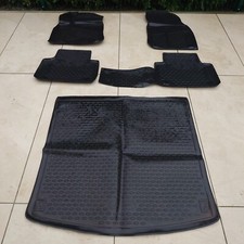 Komplett Set Gummimatten Fußmatten Kofferraumwanne für VW Touareg III (CR7)