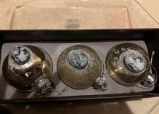 Glas Kugeln silber grau
