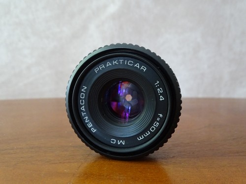 Pentacon prakticar 2 - 2.4, 1:2.4