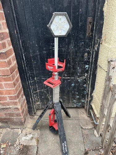 Milwaukee turmleuchte m18 - turmleuchte,