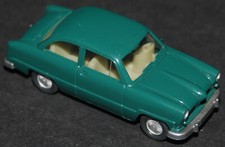 Wiking 821 Ford 12 M Weltkugel grün 1:87 H0