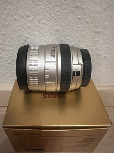 Sigma 200mm 5 - f/3.5-5.6, dl