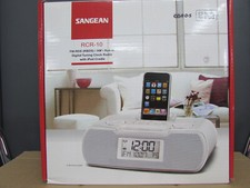 B-Ware Sangean RCR-10 weiß UKW / MW / RDS  Radiowecker mit iPod-Anschluss