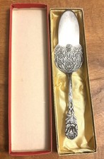 Antiker Tortenheber Kuchenheber mit Rosenmuster 100 Versilbert Jugendstil, 71 g