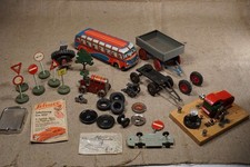 altes Blechspielzeug -