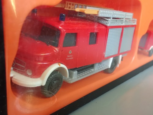 Preiser feuerwehr mercedes - preiser,