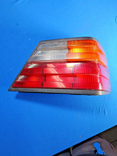 Mercedes w124 rückleuchte - mercedes,