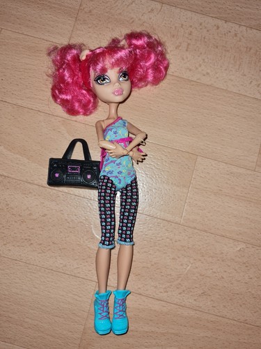 Howleen wolf monster high - howleen,
