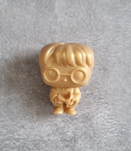 Harry potter gold funko pop - harry,