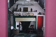 261117 Barbara Stoeltie LIVING