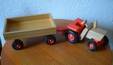 Traktor mit hänger - mit, aus