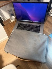 Apple MacBook Pro 15.4 A1707