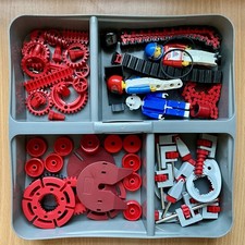 fischertechnik Konvolut mit vielen Reifen und Chassis, Kette und Getriebebauteil