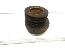 Keilriemenscheibe Lagerbock Unterbau Mähwerk 8132 Hako Trac D12  bis V490  2300D