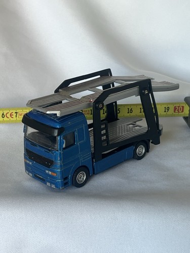 Spielzeug auto transporter - spielzeug,