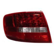 LED Rückleuchte links aussen