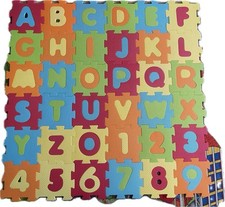  Spielematte Puzzlematte 36-tlg Alphabet und Zahlen bunt guter Zustand