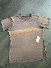 Patagonia Women’s Capilene Cool Daily Graphic Shirt Ridge Rise Stripe - Gr. S