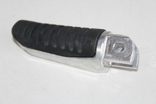 Fahrerfußraste Rechts SFV 650 , GSR600 , ... Original Suzuki Ersatzteil