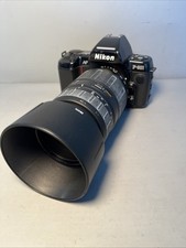 Nikon F-801 SLR mit Tamron AF