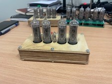 Nixie Röhrenuhr mit