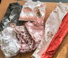 Kleiderpaket 134/140 Minnie Maus Faltenrock, Hogwarts Pullover...