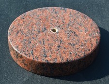 runder Sockel Granitsockel