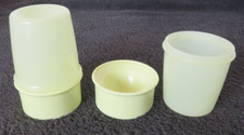 TUPPERWARE 2 Eierbecher /