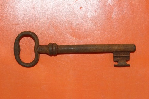 Großer antiker bartschlüssel - großer,