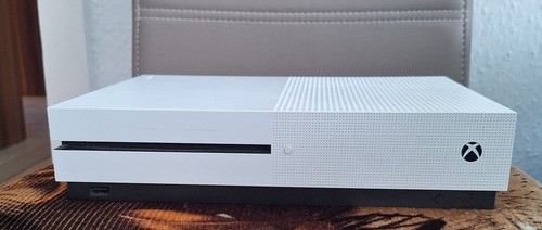 Box one konsole defekt - x,