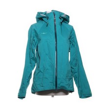 Kaikkialla, Allwetterjacke