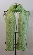 Toller Lace-Schal "Herz in Herz, Hellgrün"- Handgestricktes UNIKAT