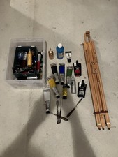 Staffelei Inkl. Farben und Leinwänden