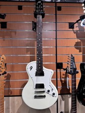 Duesenberg Julietta Vintage