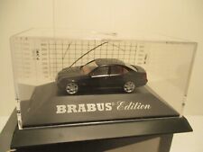 Herpa PC/ boxed 1:87 Brabus Edition MB Brabus E-Klasse V12 W211 mit Leistungsdia