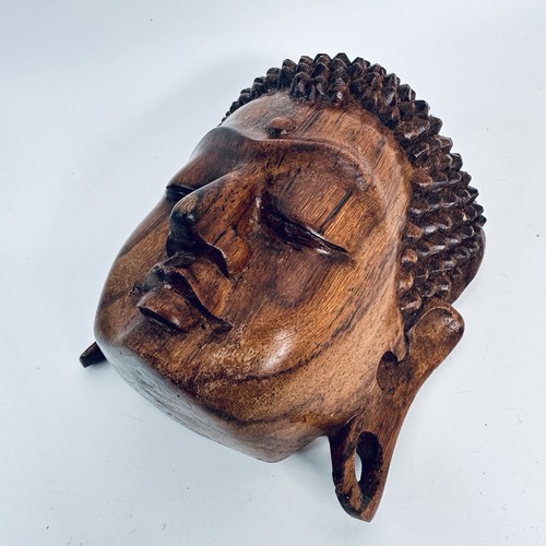 Handgeschnitzte holz buddha - handgeschnitzte,