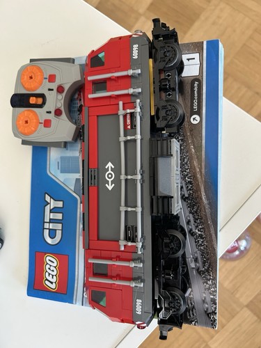 Lego lokomotive aus set 60098 - aus,