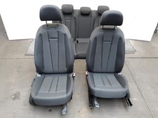 Audi A4 B9 8W original HandschaltungSitzausstattung Stoff Bj.2015 