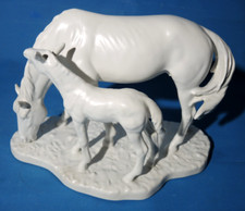 Goebel Figur 3230318 Stute mit