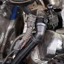 Für BMW Ansaugschlauch Ladeluftschlauch F20 F21 F30 G30 B47 N47 13717823517 DE