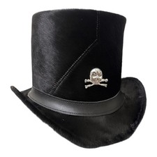 Schwarzer Rindsleder Totenkopf