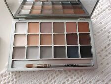 Kryolan Eyeshadow Palette Nude Matt V3