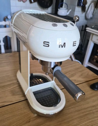 Smeg ecf01 siebträger - smeg,