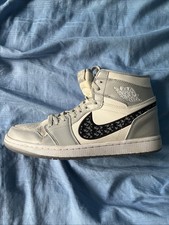 Die Schuhe Sind 1 Jahr Alt