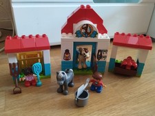 LEGO DUPLO: Farm Pony Stall