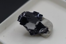 Sphalerit ca. 1,6 cm | FO: St. Just, Cornwall | seltene Systematik #R404