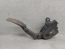 180026PE0B gaspedal für