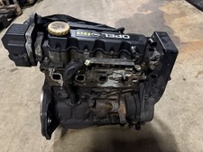 Motor ohne Anbauteile L73 1598