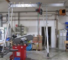 Schilling Alu-Portalkran, 1 to, fahrbar, höheneinstellbar, Vetter E-Kettenzug