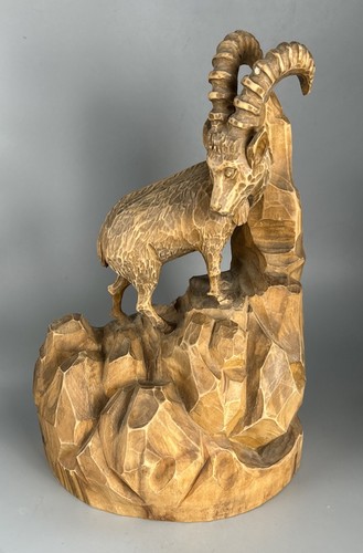 Holzfigur holzschnitzerei - holzfigur,